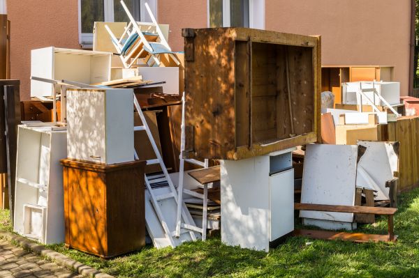 Junk Haul Away Service in Chico