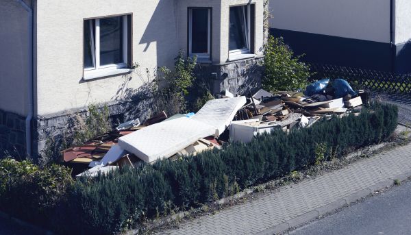 Yard Junk Removal in Chico